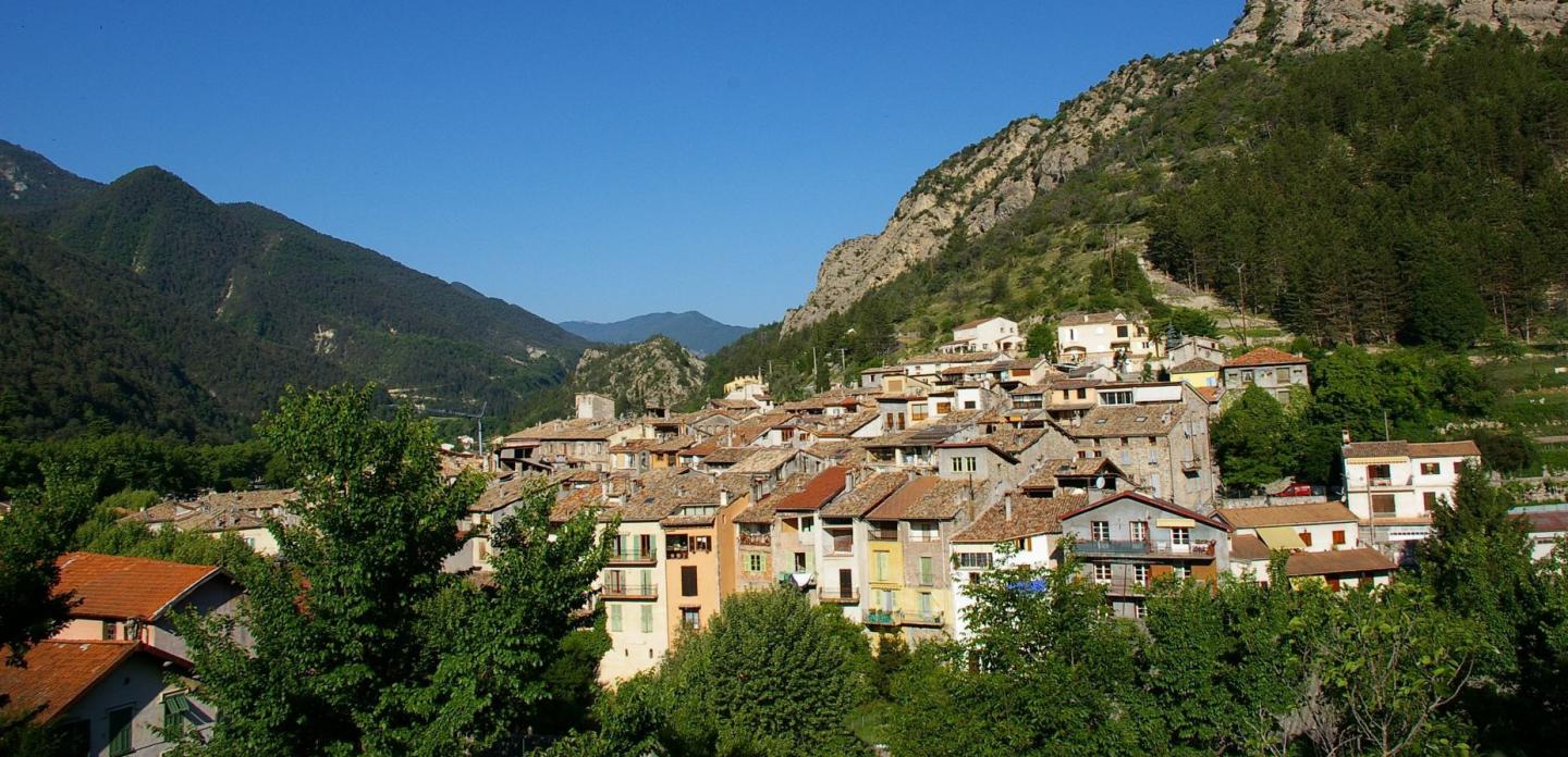 Vos vacances à Puget Theniers en pleine nature